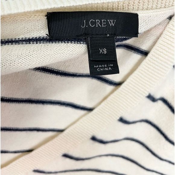 J. Crew STRIPED V-NECK SWEATER IN MERINO WOOL-COTTON - Picture 4 of 4